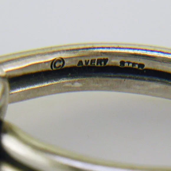 James Avery Sterling Lover's Knot Ring Size 9 - Picture 5 of 6